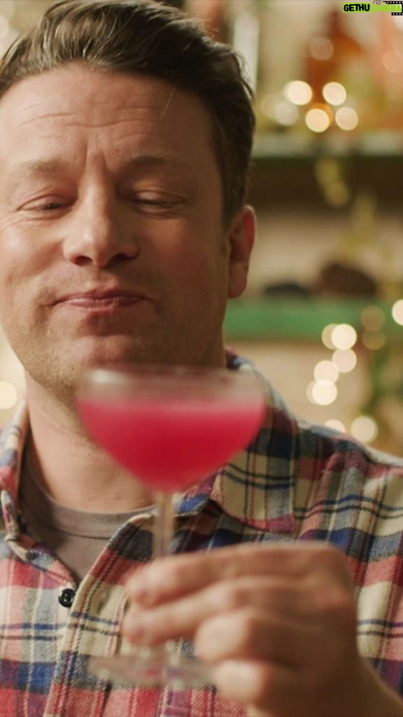 Jamie Oliver Instagram - Tis the season to be jolly so celebrate in style with my take on a Cosmo !! Traditionally you would use cranberry juice but I’ve switched things up with fresh pomegranate juice + spice-infused vodka- makes for a very special cocktail. It’s simply Christmas in a glass and if you haven't already tried it I know you'll love it ! Drink and be merry everyone, the recipe as always is in my bio. Cheers x x x #cocktail