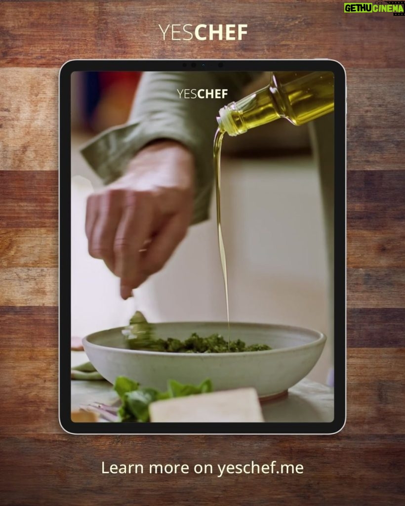 Jamie Oliver Instagram - You all know how much I love pesto and all the variations of it you can make, so I’m sharing with you how to make outrageously good pesto in under 3 mins. Think giving even more gorgeous flavours to pizzas, pastas, sandwiches, salads, meats…..you name it really !!! Start learning my secrets, techniques and favourite recipes in my @yeschefhq class, link in my bio x x #JamieOliverxYesChef #AD