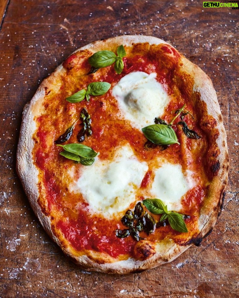 Jamie Oliver Instagram - Pizza dough is not only one of the most searched for recipes over on my website....it’s also really fun to make and one you can get your kids involved in ! If you’ve never made a homemade pizza before then today is the day !! Hit the link in my bio for my perfect pizza dough recipe and of course let me know your favourite pizza toppings in the comments. Happy pizza making everyone ! x x x #pizza #pizzamaking #weekendvibes