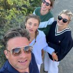 Jamie Oliver Instagram - Happy Mother’s Day to the mum of our Oliver’s army of children ! the amazing @joolsoliver thank you for all that you do, you constantly inspire me with how much you give and do for the kids. Have a loverly day you deserve it I hope you enjoy all your treats and love jox x x Happy Mothers Day