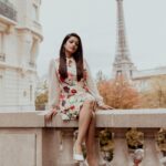 Janani Iyer Instagram - Throwing it back! #europetrip #paris Outfit- @thehazelavenue Travel partner- @gtholidays.in Photo- @njenani_photography
