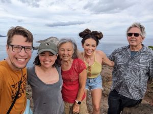 Janel Parrish Instagram - Home in Hawaii for Christmas part 1 🥰 Mele Kalikimaka! 🤙🏻