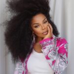 Janet Jackson Instagram - Really can’t wait to see u guys 😘 #TogetherAgainTour 🫶🏽 📸 & 💄: @prestonmakeup 💇🏽‍♀️: @larryjarahsims Together Again