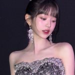 Jang Won-young Instagram - Feeling the end of the year🥂🖤✨