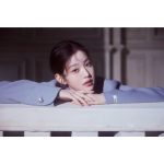 Jang Won-young Instagram - 🏰🤍🖤