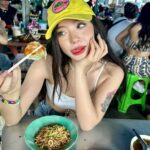 Jannine Parawie Weigel Instagram - อย่าขอให้เราเจอแต่สิ่งดีๆเลย เรากลัวว่าเดี๋ยวเราจะไม่เจอเธออีก🥺👉🏻👈🏻5555555 @atmos_bangkok @atmos_thailand Phuket Old Town (ย่านเมืองเก่าภูเก็จ)