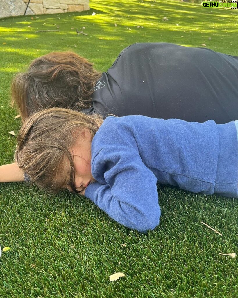 Jared Padalecki Instagram - Flu B SUUUUUCKS!… I wouldn’t wish it on anyone. But, I did get to take an impromptu outdoor nap with my little angel… #FindTheSilverLining Photo credit: @genpadalecki (Is it weird when your wife takes pics while you’re sleeping???… 🤔)