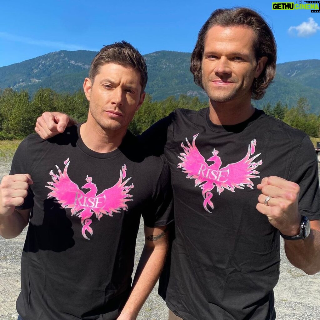 Jared Padalecki Instagram - Standing with our girl @samsmithgrams. Please consider purchasing this tee and supporting her fight (along with so many others) against breast cancer. We love you! #RISE #ForSam Link in my bio.