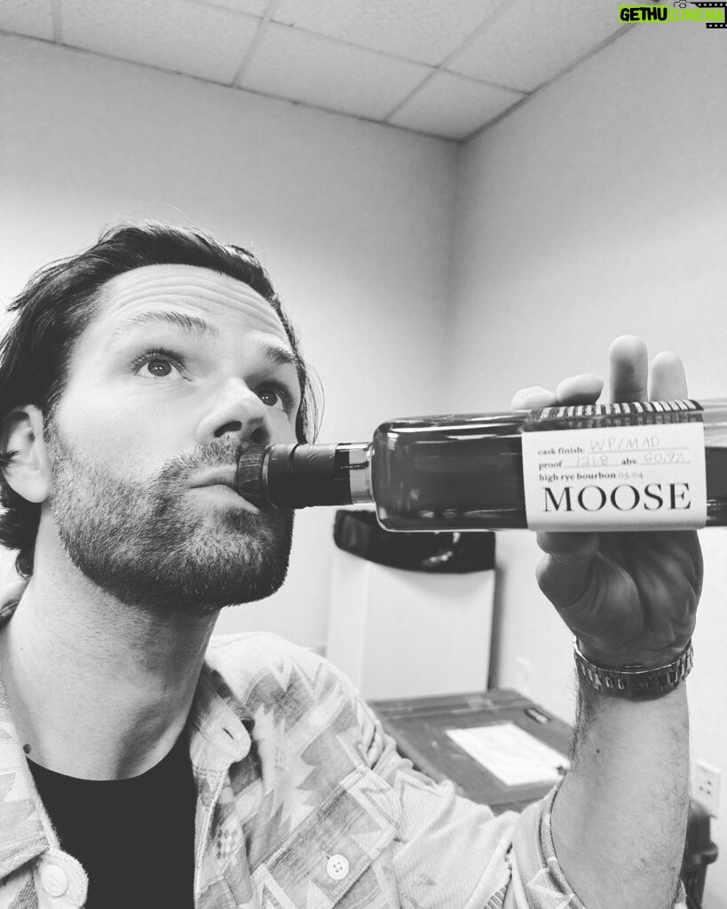 Jared Padalecki Instagram - Having a blast at #spnatl Who is coming tomorrow?!?!