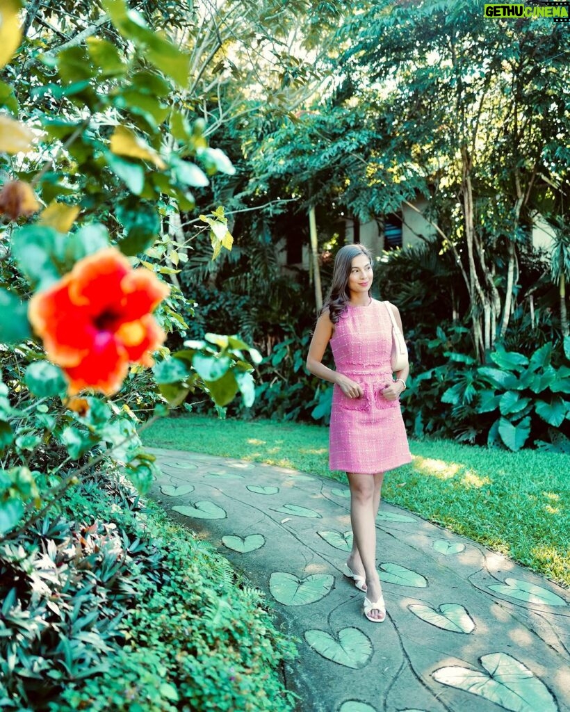 Jasmine Curtis-Smith Instagram - Choose what makes your heart bloom 🌸 pairing this cute dress with my Shania white sandals from @gibishoes 💕 🛍 Shop the same style in Lazada or in store (swipe in my stories to shop the direct style!)