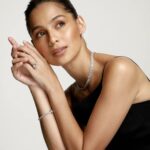Jasmine Curtis-Smith Instagram - Dazzling in the best of the best @tiffanyandco's iconic pieces, exquisitely created by Jean Schlumberger 💎 It is a moment 🤍 #TiffanyWonders