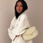 Jasmine Tookes Instagram - 🤎 #LoroPianaGhieraBag @LoroPiana #InPartnershipWithLoroPiana #LoroPiana