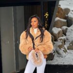 Jasmine Tookes Instagram - Which would you choose? ❄️ @nisekokyo @theluxenomad