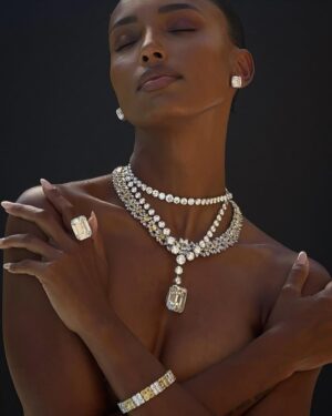 Jasmine Tookes Instagram - That one time I got to play with the most insane 💎’s