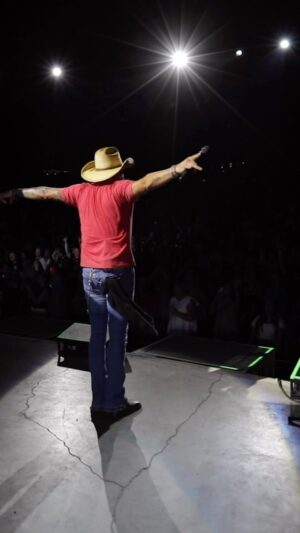 Jason Aldean Instagram - Thank u guys. Ready to see u back out there this weekend! 🇺🇸🤘🏼