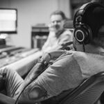 Jason Aldean Instagram - Day 2 in the studio! We cut 9 songs in 2 days and we recorded some 🔥 today 😳. Can’t wait for u guys to hear what we’ve been working on. 📸: @justinmrusek