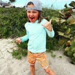 Jason Aldean Instagram - But are you Memphis hanging on the beach cool tho? 🌊 🏝️ 🐚 🤙🏼 #MemphisAldean
