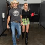 Jason Aldean Instagram - My ride or die! 🤟🏼