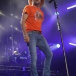 Jason Aldean Instagram - Thanks for hangin’ with us 🤘🏼 Indiana & Michigan - let’s keep the party goin’ 🎟: link in bio.