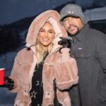Jason Aldean Instagram - Happy Anniversary baby. 9 years and happier than ever. Thank you for being my “shotgun angel” thru this Crazy life we lead. Wouldn’t wanna do it with anybody else. Love u @brittanyaldean and so thankful for u everyday.