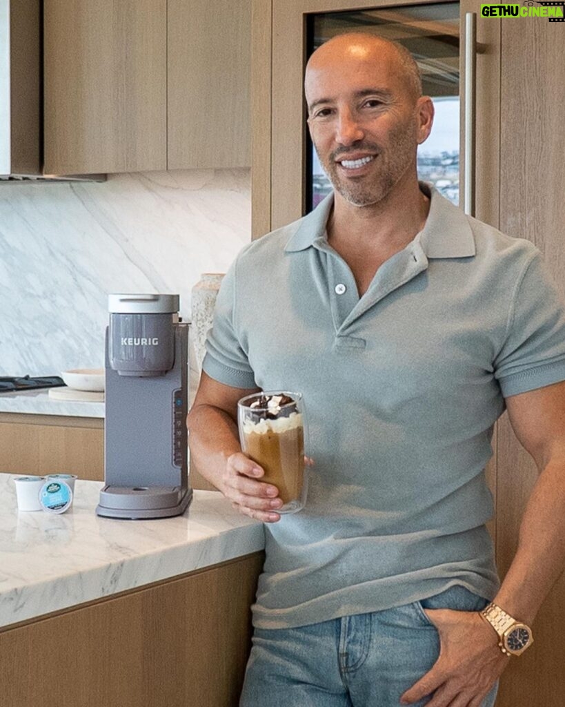 Jason Oppenheim Instagram - #ad Summer Fridays with the three loves of my life. Niko, Zelda and @keurig 😉 Since I got this K-ICED brewer and these ridiculously good @greenmtncoffee ICED Vanilla Caramel K-Cup pods, I can have an iced coffee no matter what I’m doing around the house. I might not leave home at all this summer. Well, maybe to sell a few houses... Grab yours at Keurig.com. #keurigpartner