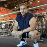 Jay Cutler Instagram - Looming in on my week. Crushed some legs today @kilo.vegas Set your goals for the week. Write it down …. Visualize … make no excuses. Let’s Go!! Tivoli Village - Summerlin