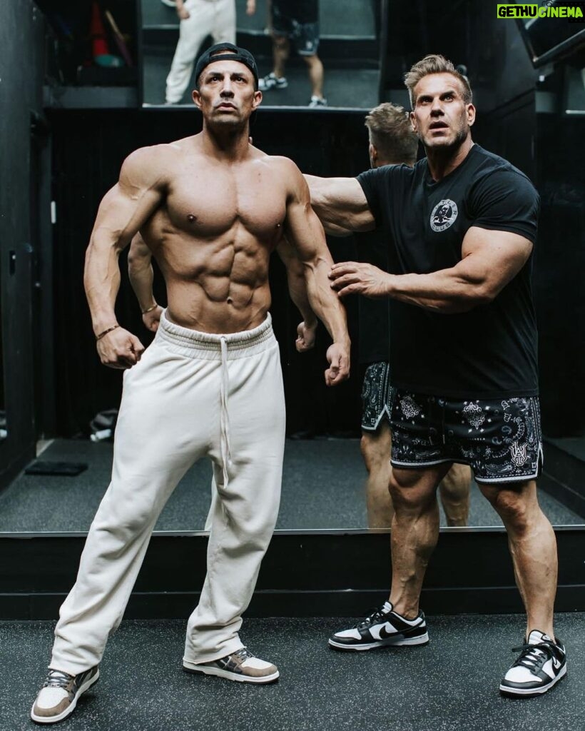 Jay Cutler Instagram - The job is never done. Everyone applaud @christianguzmanfitness for this weekends Mr USA 🇺🇸 @musclecontest @npcnewsonlineofficialpage Fit Club LV