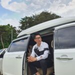 Jee Seok-jin Instagram - 일하다가 쉬고있어요.