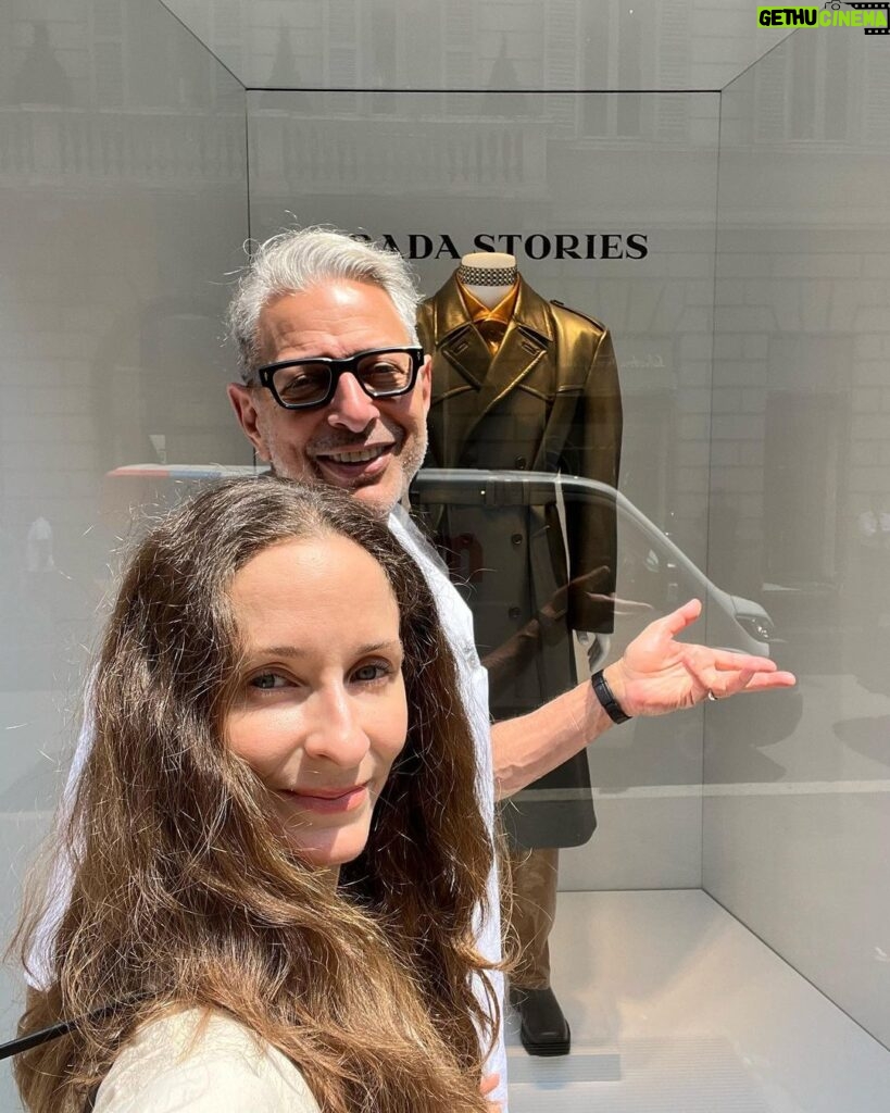 Jeff Goldblum Instagram - Brief weekend in Italy…let la dolce vita begin! 🇮🇹 @emiliegoldblum Milan, Italy