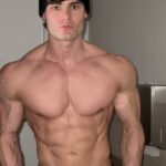 Jeff Seid Instagram - 2024 is the year of aesthetics 🫡 Clothes: @vqfit Code: JEFF