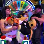 Jeff Seid Instagram – #1 claw machine champs 🫡
uwuwu Burbank, California