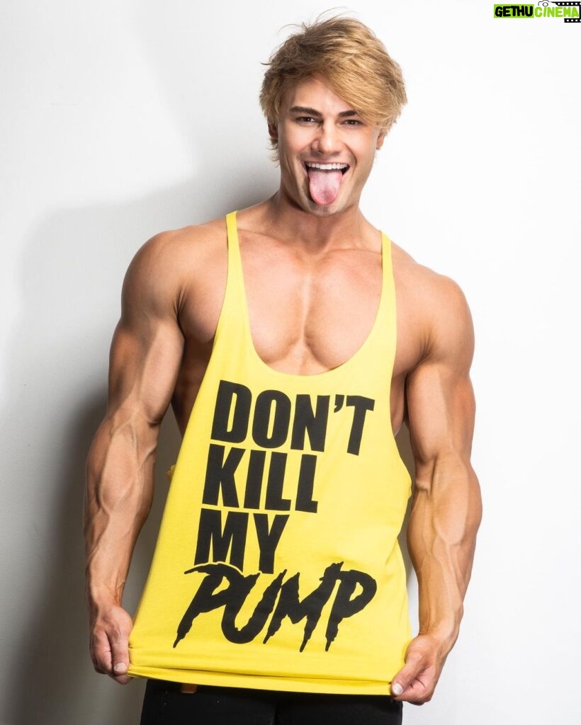 Jeff Seid Instagram - New stringers just hit the website 😜 Shop now at the link in my bio.