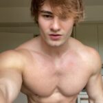 Jeff Seid Instagram - Current physique fasted in morning one month into the shred. I bulked from November to January so didn’t put on much fat. Personally I like to do 2-3 month bulks cause usually after 3 months I start to add fat easily. ATM I am not counting calories just guesstimating with how I feel and weighing myself naked every morning prior to eating. Weighing yourself helps keep the weight loss steady. If you lose multiple pounds in a day accidentally you can catch it immediately and make necessary adjustments. I’m doing cardio about 5x a week plus walk my dog twice a day. I am shredding on high carbs and seeing great fat loss so far.