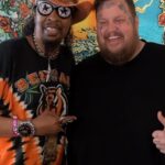 Jelly Roll Instagram - Cincinnati, Ohio was absolutely off the charts—- and I got to meet Bootsy Collins and I want a People’s choice award live on that stage— crazy crazy night