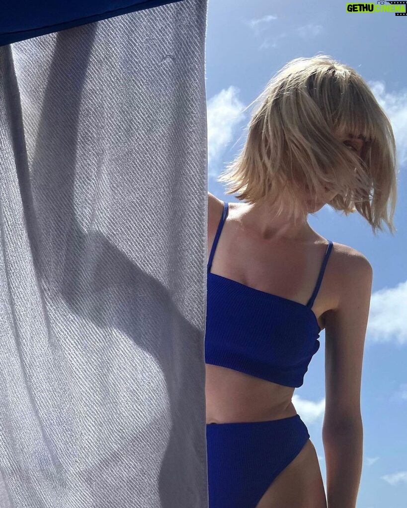 Jenn McAllister Instagram - sunburnt Aruba