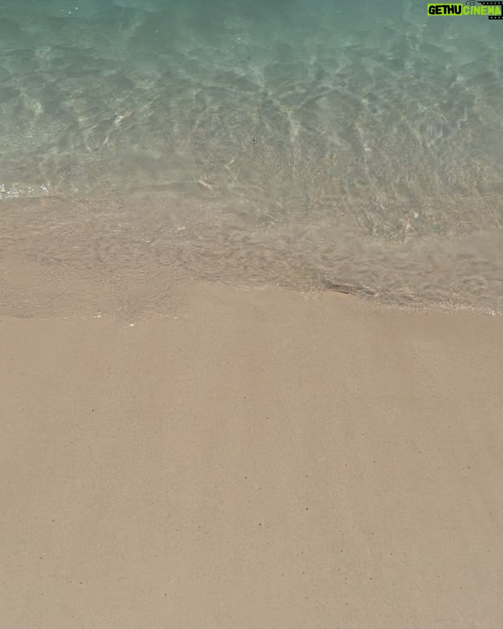 Jenn McAllister Instagram - sunburnt Aruba