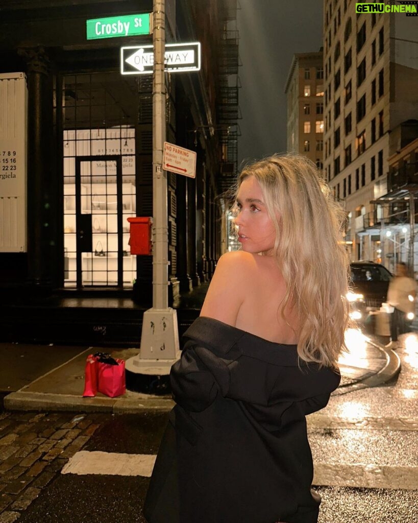 Jenna Davis Instagram - spent 14 hours in nyc <3 SoHo, New York