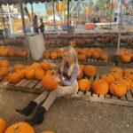 Jenna Davis Instagram - pumpkin patchin 🎃 Tapia Brothers Pumpkin Patch