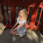 Jenna Davis Instagram - hi there ♡ dress: @revolve Los Angeles, California