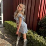 Jenna Davis Instagram - hi there ♡ dress: @revolve Los Angeles, California