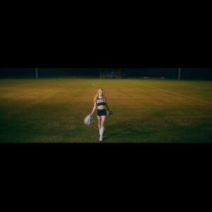 Jenna Davis Instagram - “Look Who’s Back” the song & music video out NOW on YouTube & all streaming services💓