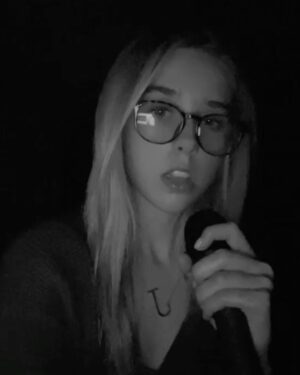 Jenna Davis Instagram - When words fail music speaks🎵💗
Which cover was your fav?
✨ - That Way
🪦 - Favorite Crime 
🌧 - It Will Rain