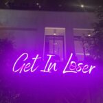 Jenna Davis Instagram – Get in loser we’re going to @meangirls prom night 💖

👗: @nadinemerabi 
👛: @dune_london 
👠: @camillagabrieli 
🎀: @hairbybradleyleake 
✨: @styledbylmc Pendry West Hollywood