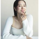 Jeon Yeo-been Instagram - @chaumetofficial #광고 #Chaumet #쇼메 #BeeMyLove #비마이러브