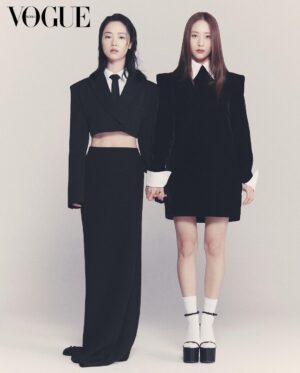 Jeon Yeo-been Instagram - @voguekorea 

#거미집 
#Cobweb