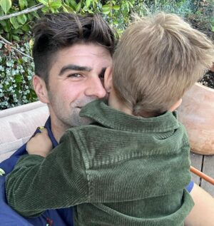 Jesse Tyler Ferguson Instagram - Sunday snuggle series