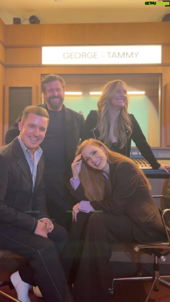 Jessica Chastain Instagram - Loved getting back together with some of the artists that brought it all together. @_mitchelltravers_ our Costume Designer, @jonahmarko our Production Designer & @rachaellmoore our Music Producer/Supervisor on #GeorgeAndTammy, just some of the rockstars behind the scenes ♥ @showtime