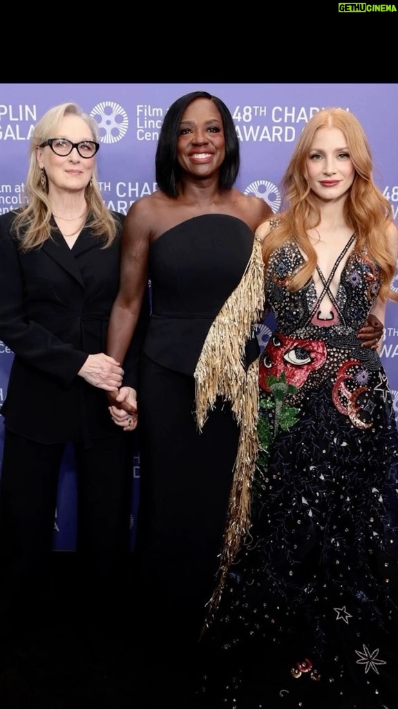 Jessica Chastain Instagram - So happy to spend my day off celebrating the icon @violadavis ✨ congrats on your Chaplin Award! I’m so proud to be part of your night where you were acknowledged for the impact you’ve had on this industry. Love you ♥
