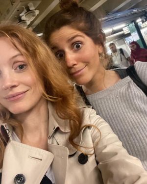 Jessica Chastain Instagram - NYC traffic won’t stop me from making it to @gucci Milan. Shout out  NYC MTA 🚊