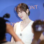Jessica Jung Instagram - A moment with @stdupont 💎 #ShakeUpTheLegacy #NewConceptStoreHK #ANewIdentity #ApexMiniTrunk